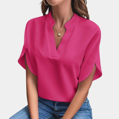 Clara | Stijlvolle V-hals Blouse met Korte Mouwen