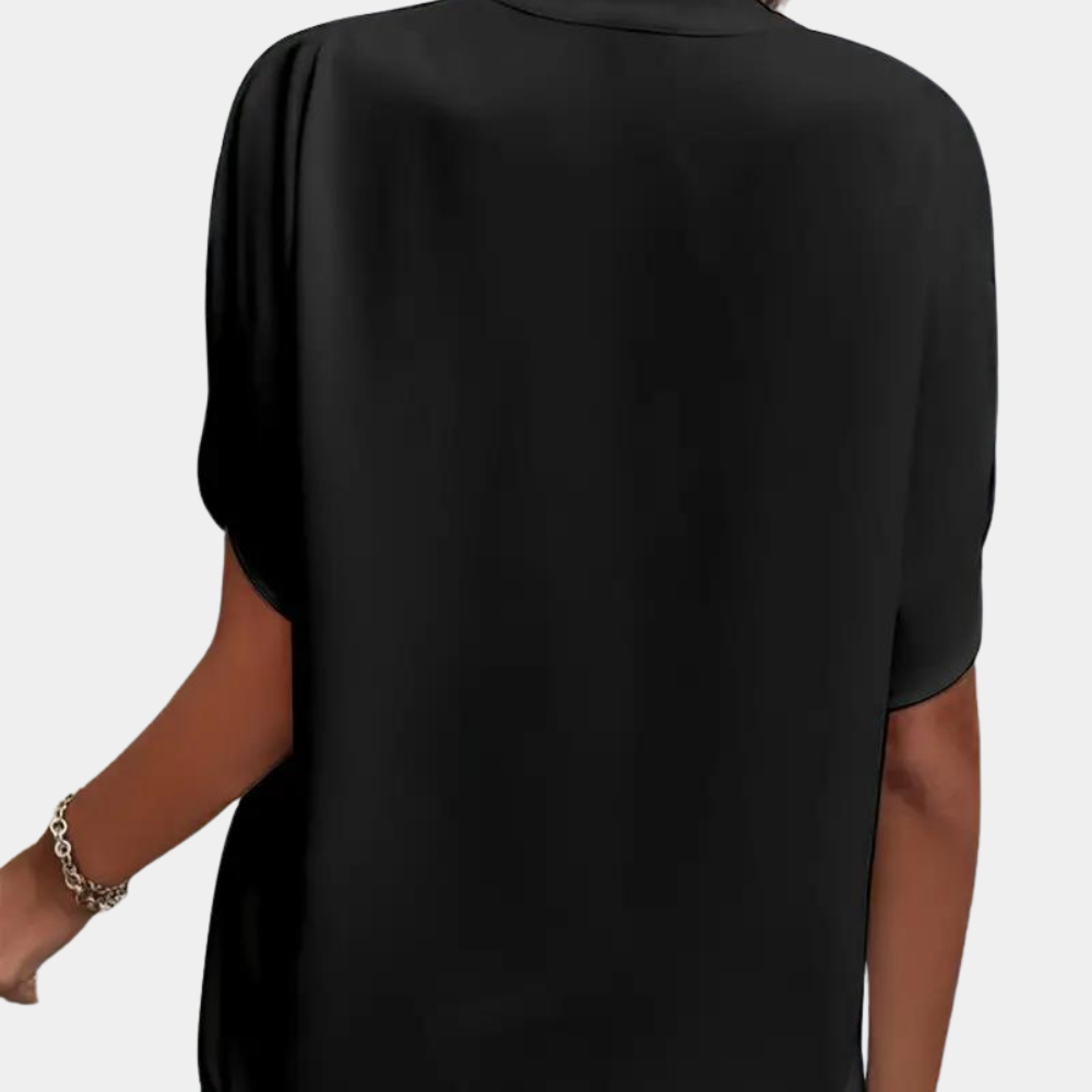 Clara | Stijlvolle V-hals Blouse met Korte Mouwen